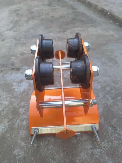 Heavy duty cable trolley for carne