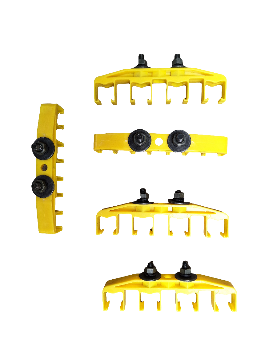 Four way hanger clamp for dsl bus bar systems of crane